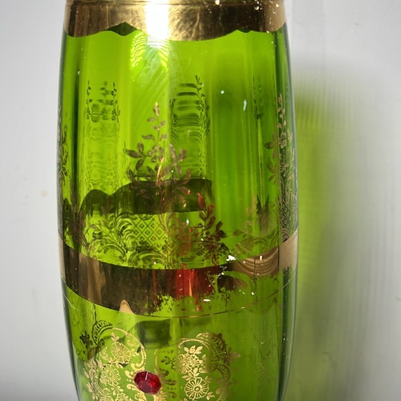 Antique Emerald Green Bohemien Style Glass Vase Gold Pattern Trim - Picture 2 of 6